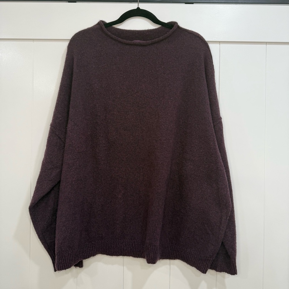 nuuds Women's Crew Neck Sweater - Deep Purple